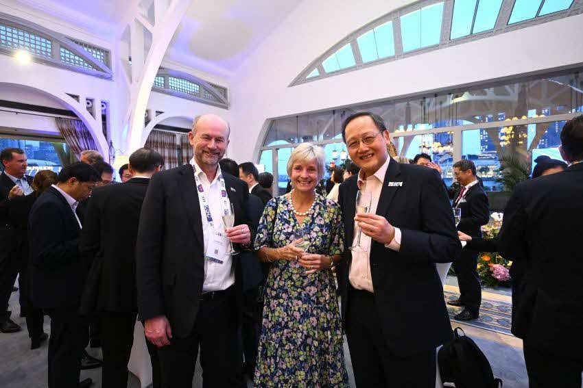 day-1---23-oct-2023---siew-summit-reception_photo-6_final