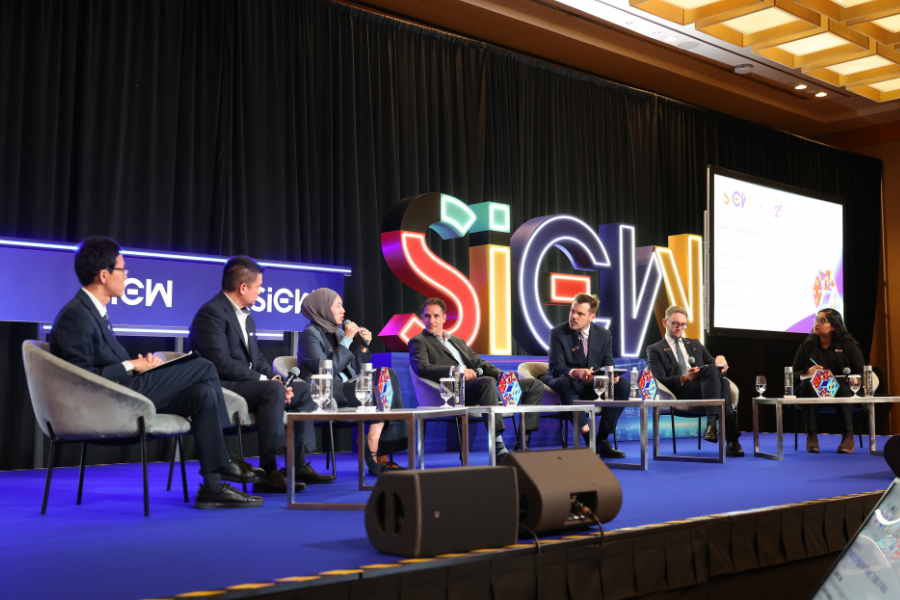 SIEW Thinktank Roundtable A Session 2 explored how nations are advancing regional power trade through the ASEAN Power Grid and market mechanisms
