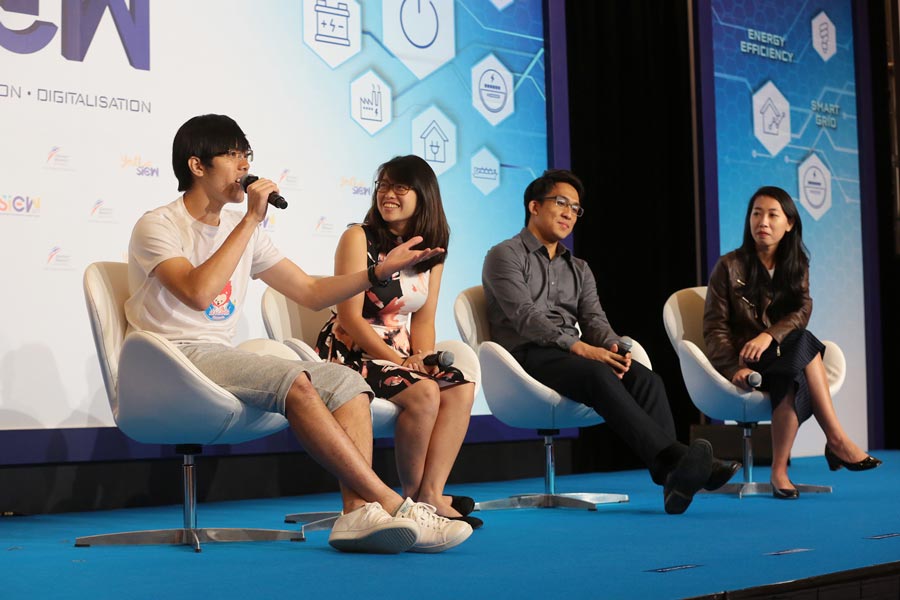 Day3 - 10 - In Dialogue with Youth 2 Day3 - 10 - In Dialogue with Youth 2