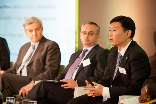 EMA CE at FT Summit in UK