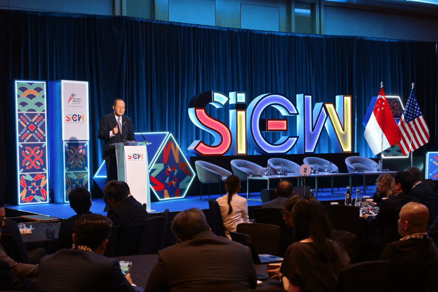 siew2025_opening-welcomeremarks_keynote-speeches-(dr-tan-see-leng).png