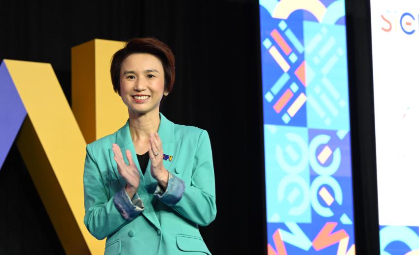 youth-siew-mos-low-image