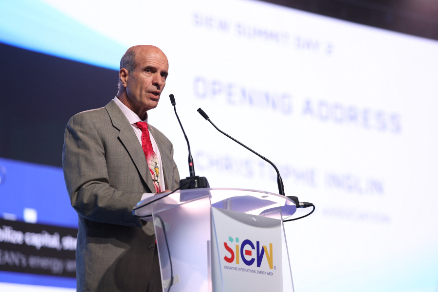 Christophe Inglin, Vice Chairman, Sustainable Energy Association of Singapore, speaking at the Singapore-IRENA High-Level Forum
