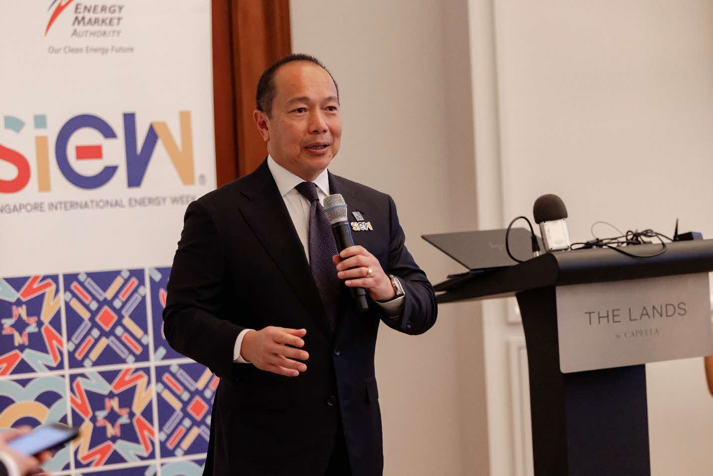 Jason Lee Speaking
