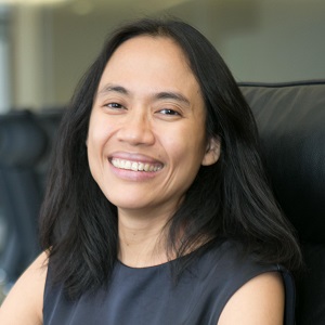 Lorraine Carlos Salazar