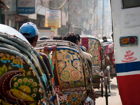 rush hour in dhaka city