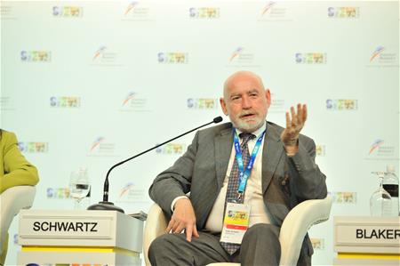 Mr Peter Schwartz