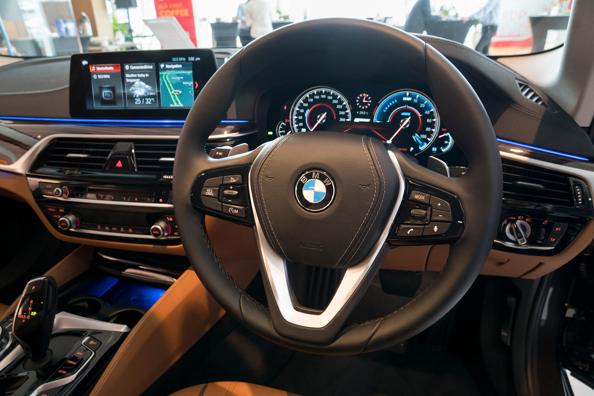 Day4 - 10 - BMW Booth - 3